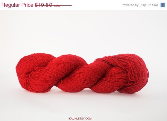 ON SALE Undyed Wool Yarn, Red, Worsted Weight 8/3 3ply, 100% wool FREE Shipping Worldwide