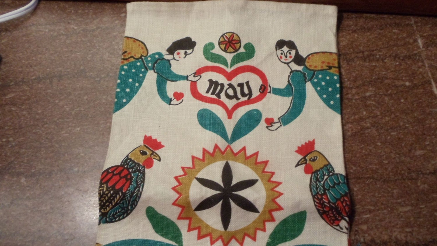 Vintage Linen Towel Penn Dutch Motif Hearts Say You Have A Happy Heart 16.5''W X 28.5'L