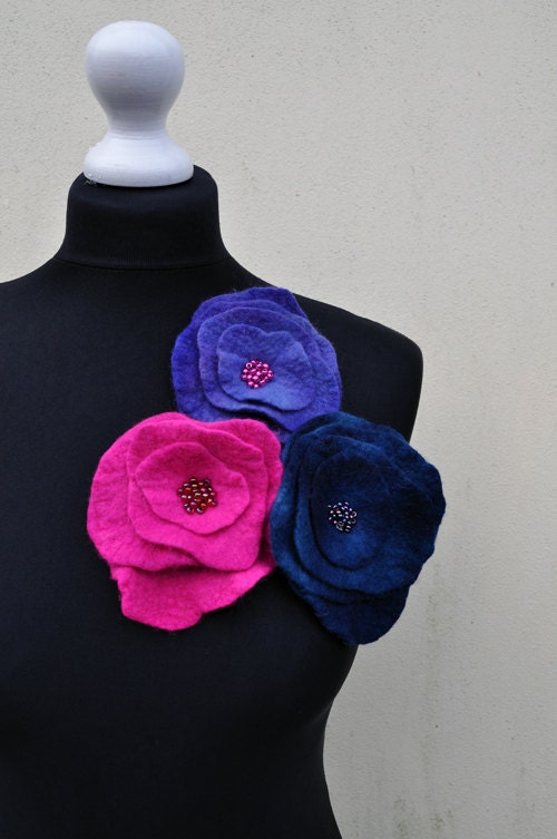 Set of three brooches , flower, gift, felt, felted, wool, merino wool, pink, purple, dark turquoise