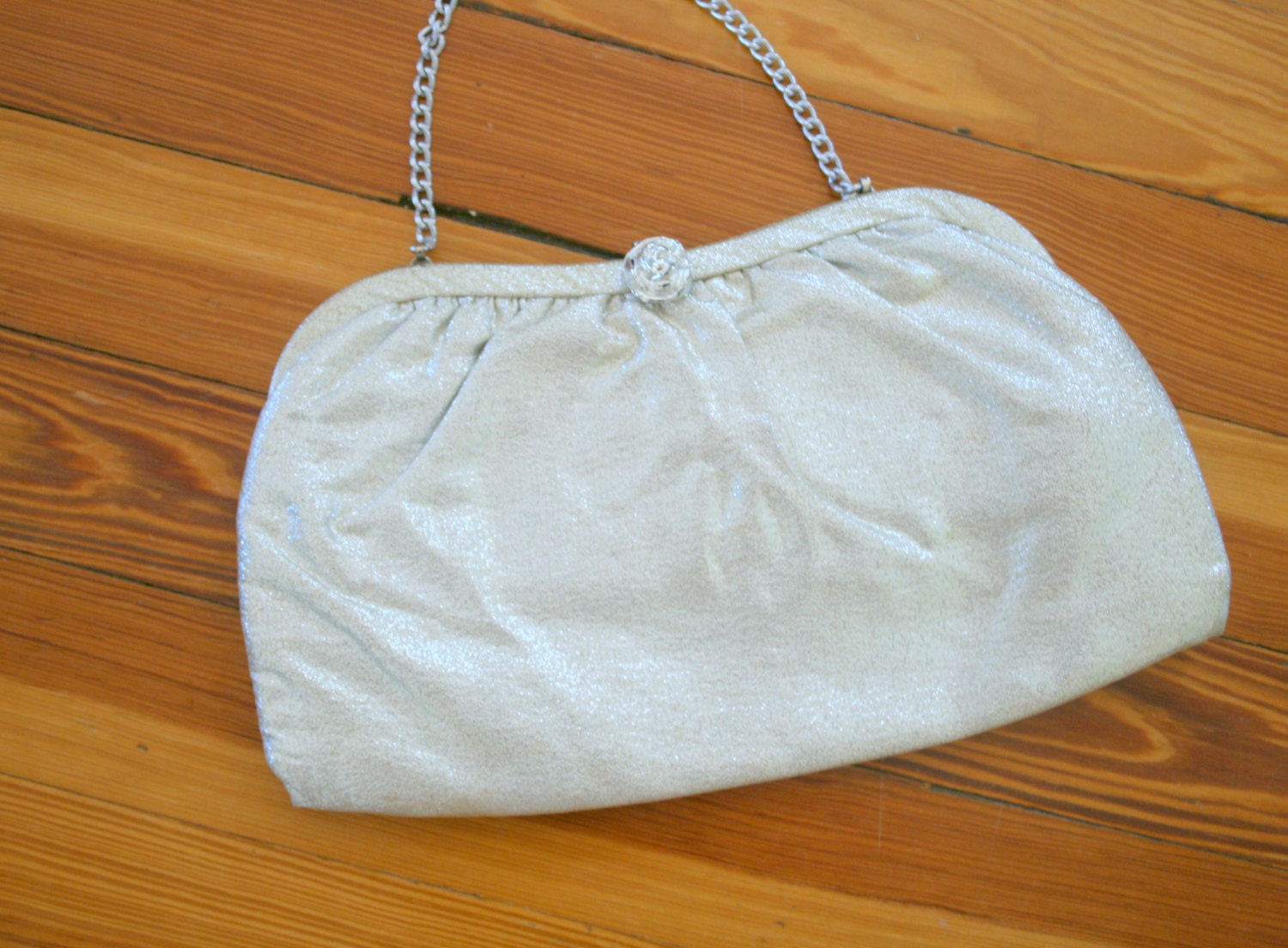 1960s SILVER CINDERELLA Fancy Clutch Purse.....glam. gogo. princess. change purse. bag. 50s 60s accessories. mod. fancy