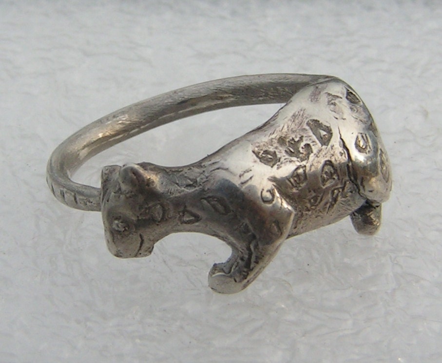 Silver leopard ring, ancient jewelry style