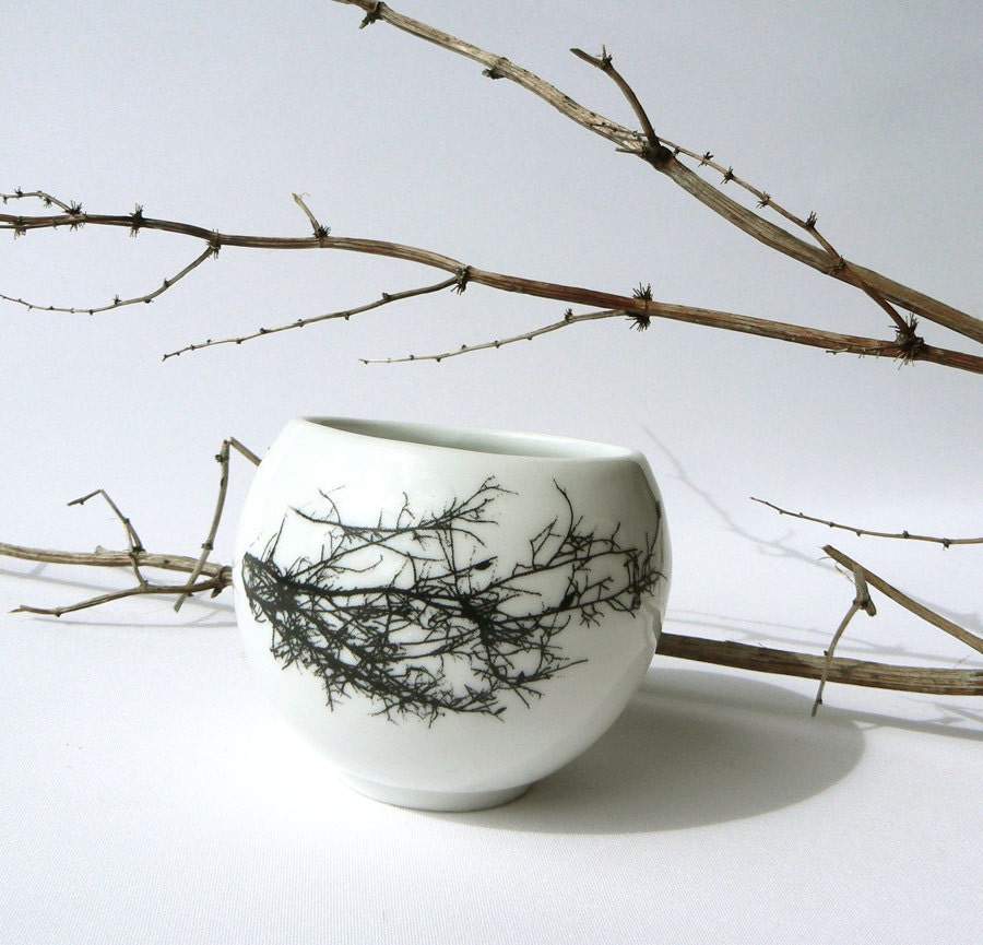 Ceramic Cup with Graphic Branch Decoration