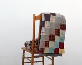 Antique Quilt / Square Pattern / Americana