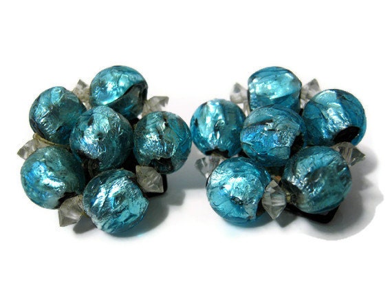 Italy Aqua Blue Beaded Vintage Cluster Clip On Earrings