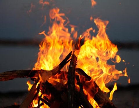 Bonfire Bliss Roll On Perfume Oil