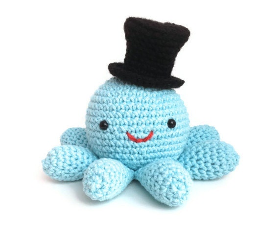 Olivia the Octopus has a Hat - Cute Crochet Amigurumi Stuffed Animal Plush with Top Hat