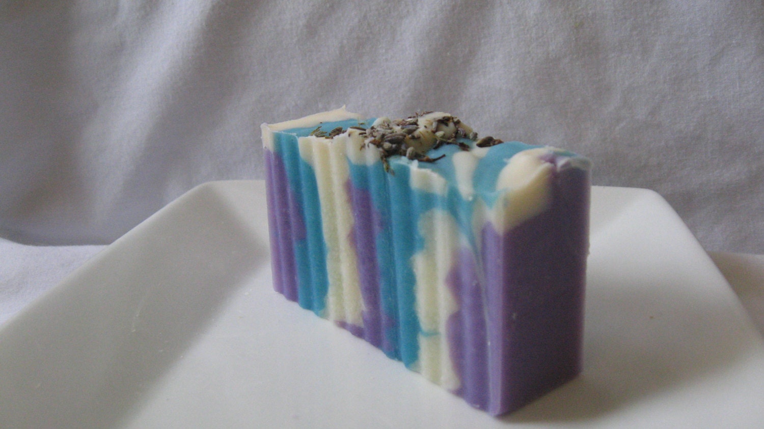 LAVENDER l Purple l REFRESHING l Flowers l Handcrafted Soap l