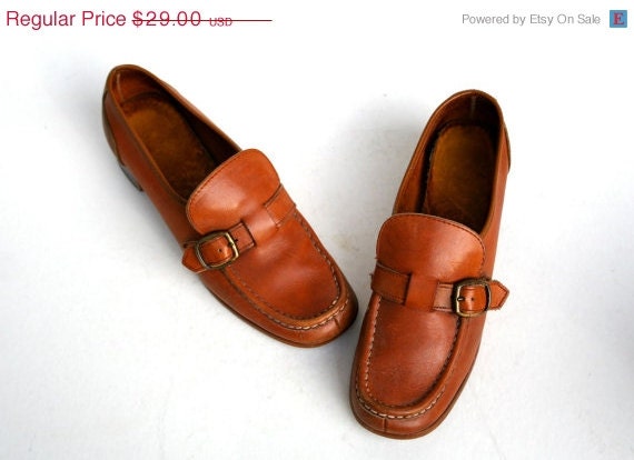 ON SALE Vintage Loafers in Caramel Brown Womens 10