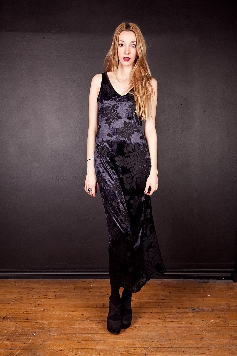 Velvet Rose Dress / Shimmery Navy and Black Rose Burnout Velvet Maxi Tank Dress / M