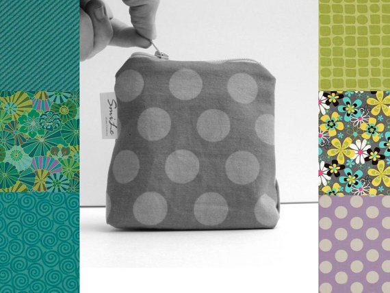 Coin Purse. Small Pouch. Change Wallet. Pantone Color Choices. Zipper Closure you choose color Fabric Lined. Spring/Summer Collection.