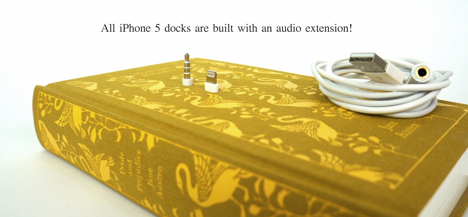 The Alice in Wonderland booksi for iPhone and iPod - iPhone 4s/earlier or iPhone 5