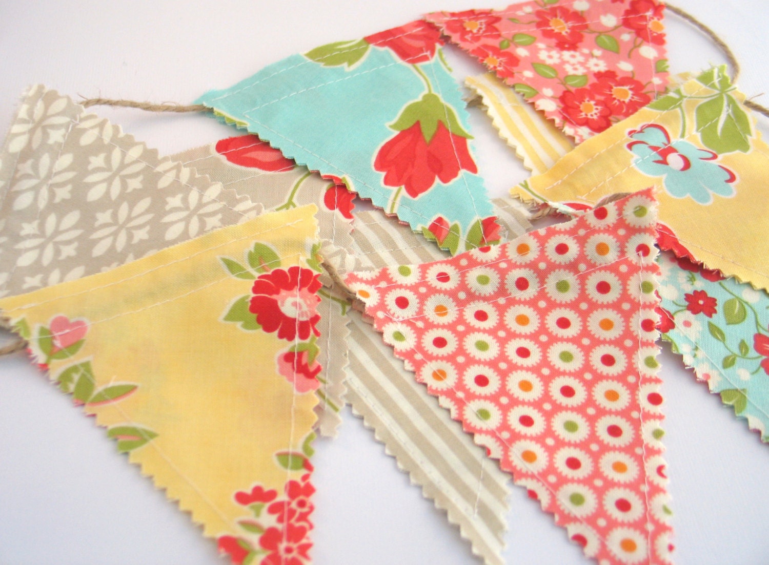 Summer Fabric Mini Bunting, Fabric Garland, Wedding Bunting, Nursey Bunting, Party Bunting, Approx 6FT