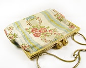 Vintage Rose Brocade Purse / Satin Flower Purse for Wedding or Evening / Pastel Rose Purse - Sac de Soirée Rose.