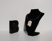 White Howlite Chunk Pendant Necklace