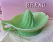 Vintage Jeannette Jadite Juicer Reamer - Kitchy Kitchen Decor - Jade Green