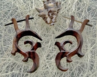SPRING SALE -- 1 Pair Organic Wooden Earrings  - Scrolled Curl Vines - Sono Wood - New Design - Fake Gauge Organics