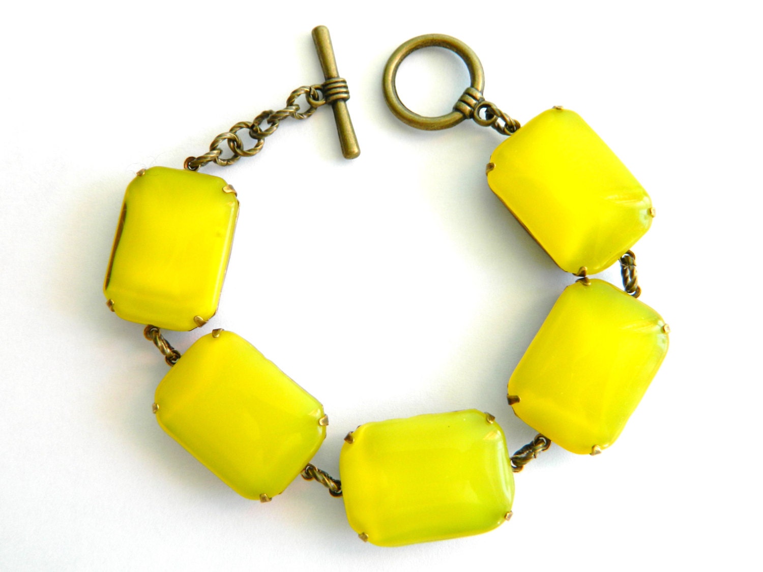 Yellow Bracelet, Chunky Yellow Bracelet, Retro Yellow, Vintage Yellow Bracelet, Lemon Yellow, Retro Jewelry, Mid Century Jewelry, Urban Chic