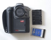 Vintage Kodak / Nikon digital DCS330 Camera