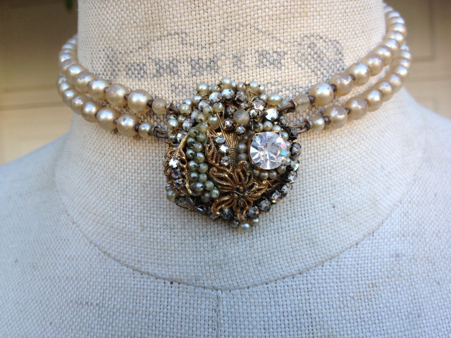 1930s Vintage Shabby Pearl Choker and Rhinestone Center