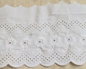 White Eyelet Trim, Vintage Eyelet Lace Trim, By The Yard