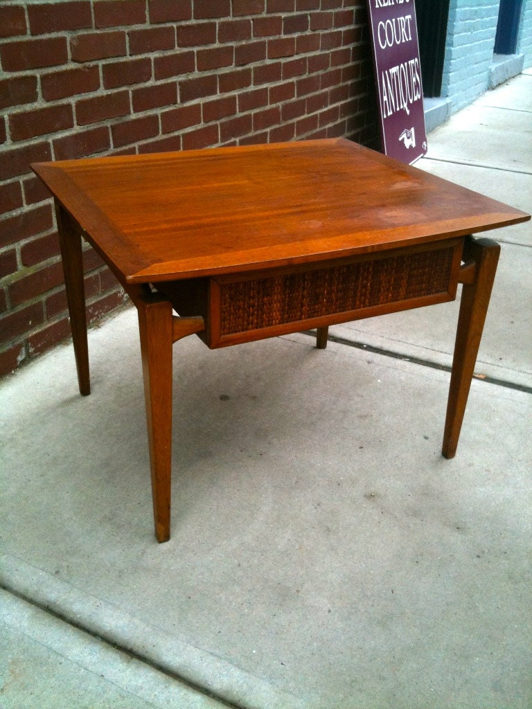 Pair of Mid Century Modern Lane Side/End Tables