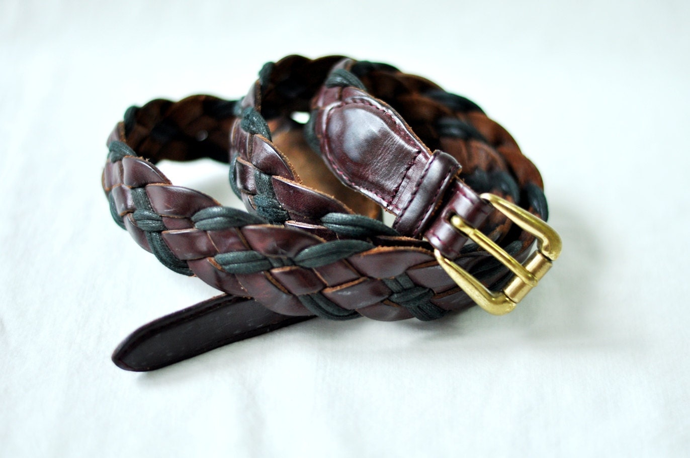 Vintage Mens Belt Two Tone Braided Burgundy Leather Black Lacing Sized 36-38