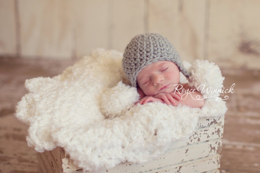 Round Blanket and Pom Hat Crochet Set Photography prop