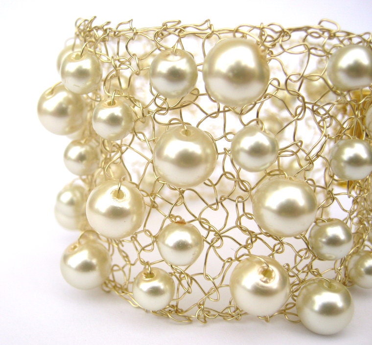 Cream Knitted WIre Cuff, Glass Pearl Golden Bracelet, Bridal Jewelry