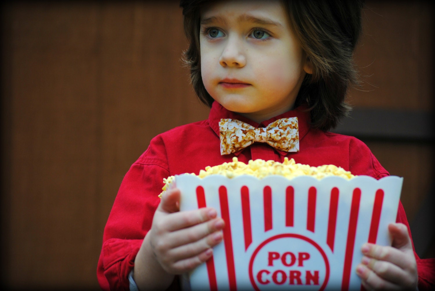 Movie lovers Popcorn print clip on bow tie