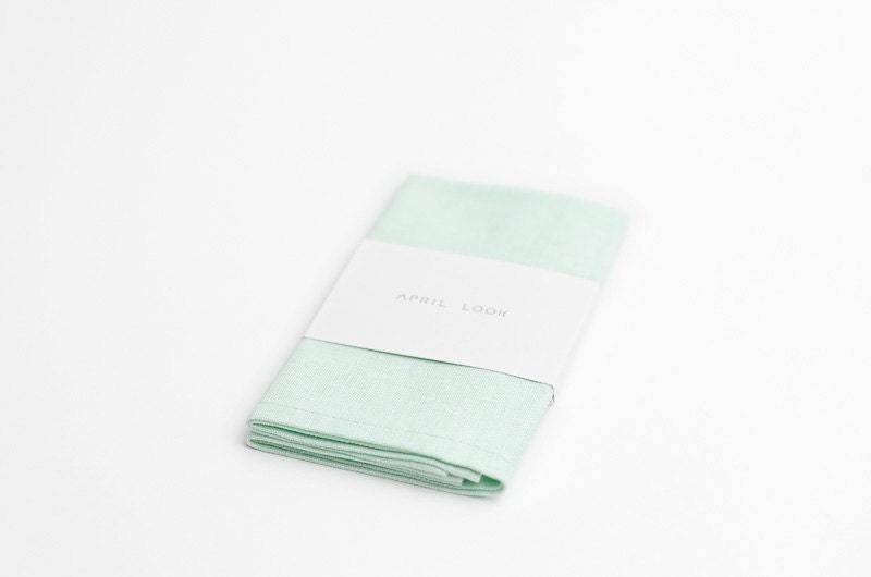 Pocket square in mint