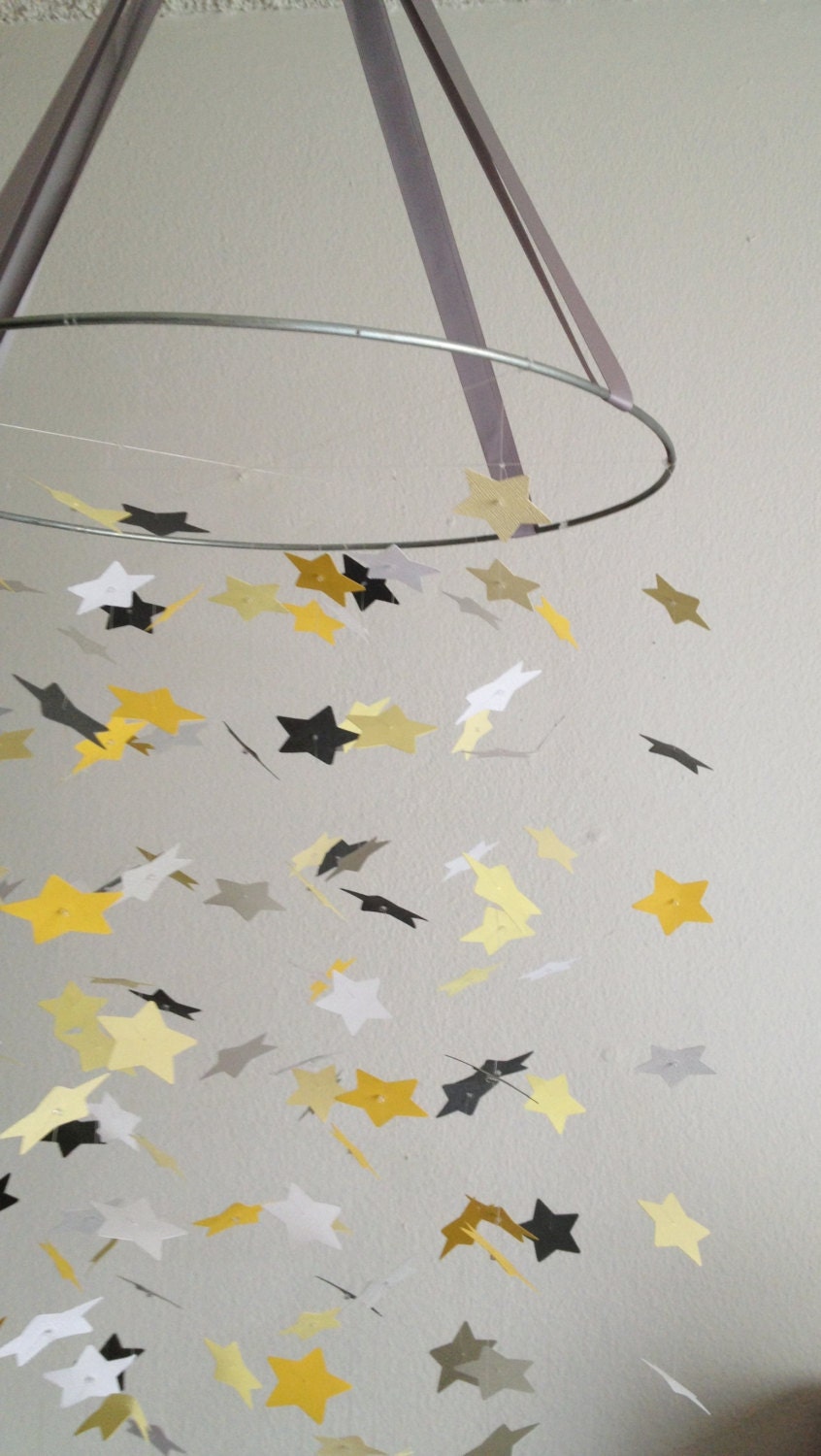 FREE SHIPPING // The Alexander Star Mobile  // Nursery Decor, Photo Prop, Baby Shower Gift, Mobile.