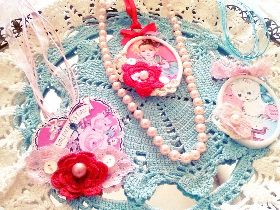 Vintage Greting Card Necklace- Valentines Day- Vintage Doilies