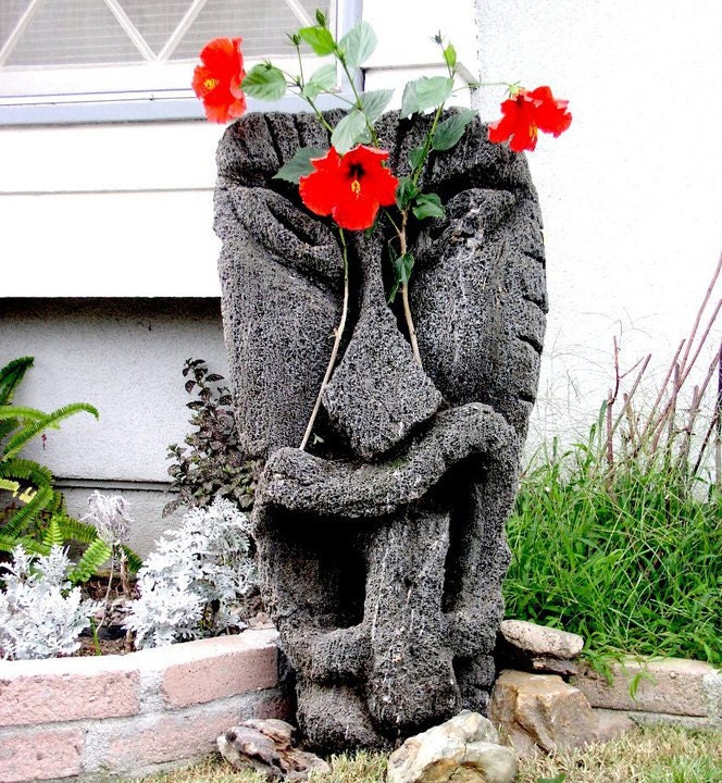 Tiki with Maori Tongue / Gnarly Yard Decor / Polynesian/Island Inspiration. (LOCAL PICK-UP only)