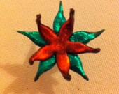 friendly flower ring - red and green