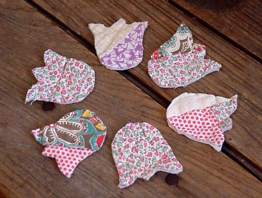 Shabby Tulip Appliques Vintage Cutter Quilt  Fabric Flower Embellishments Craft Supply itsyourcountry
