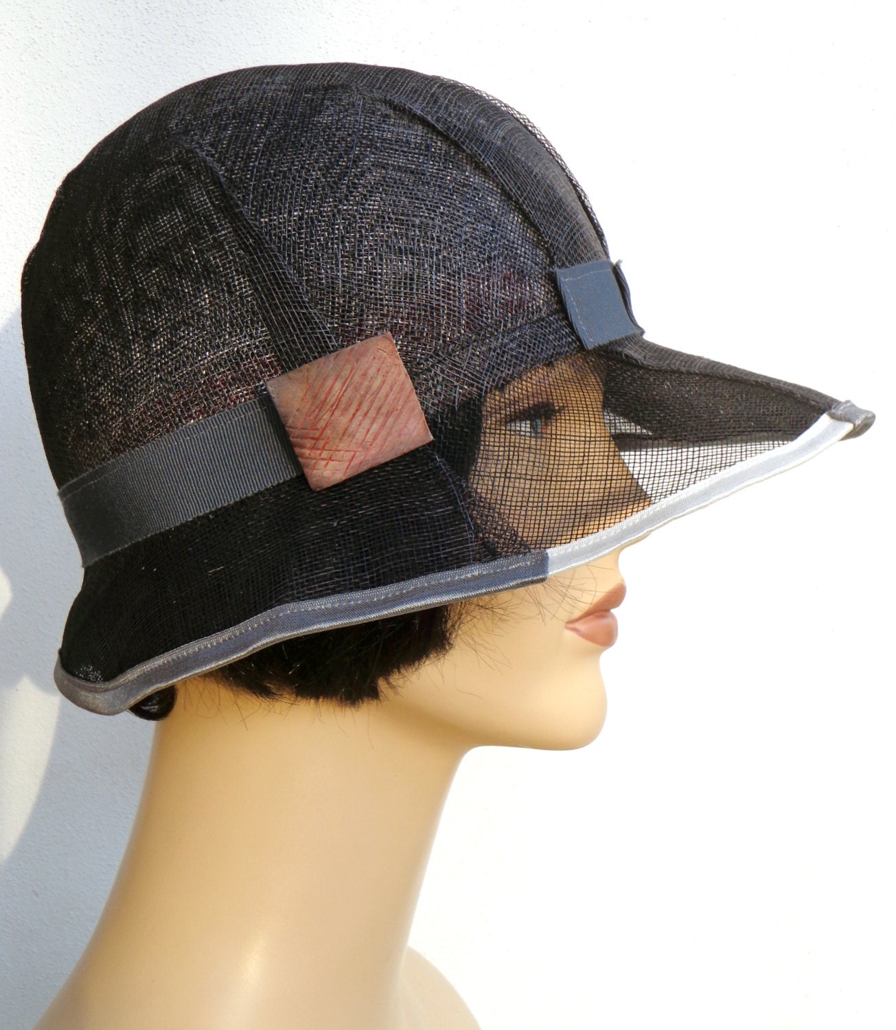 Retro hat gray sinamay cloche, 1920s inspired hat, art deco fashion, vintage inspired, 20s accessory, wedding hat