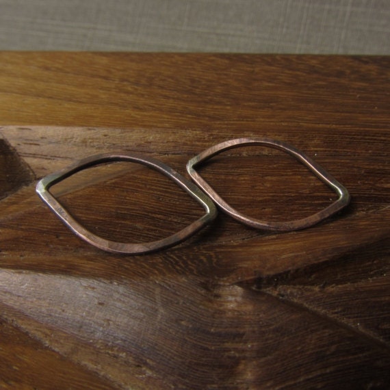 Oxidised Copper Hammered Leaf Connectors (1 pair)
