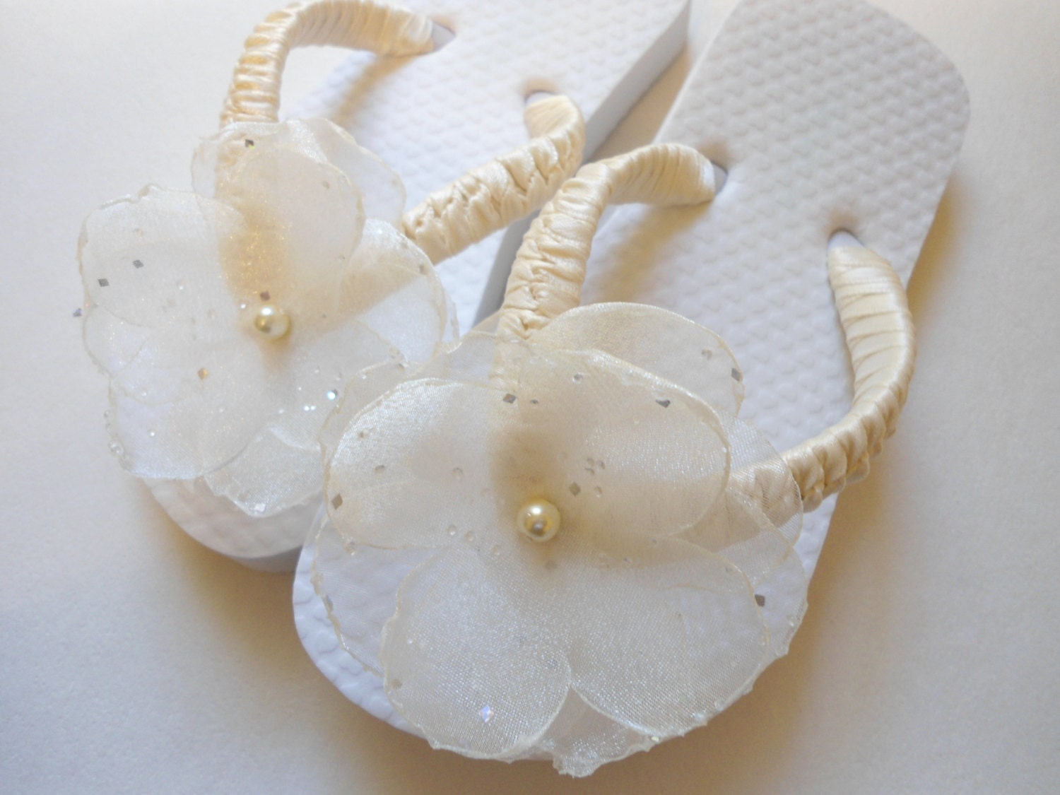 Flower Girl Flip Flops, wedding flip flops, ivory flower girl shoes, flip flops girl shoes, beach wedding flip flops ADRIANA'S WRAPPING