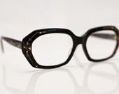 1960s Tortoise Shell Rhinestone Oversized Glasses: A Sparkle of Style