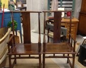 set of 2 amazing chairs