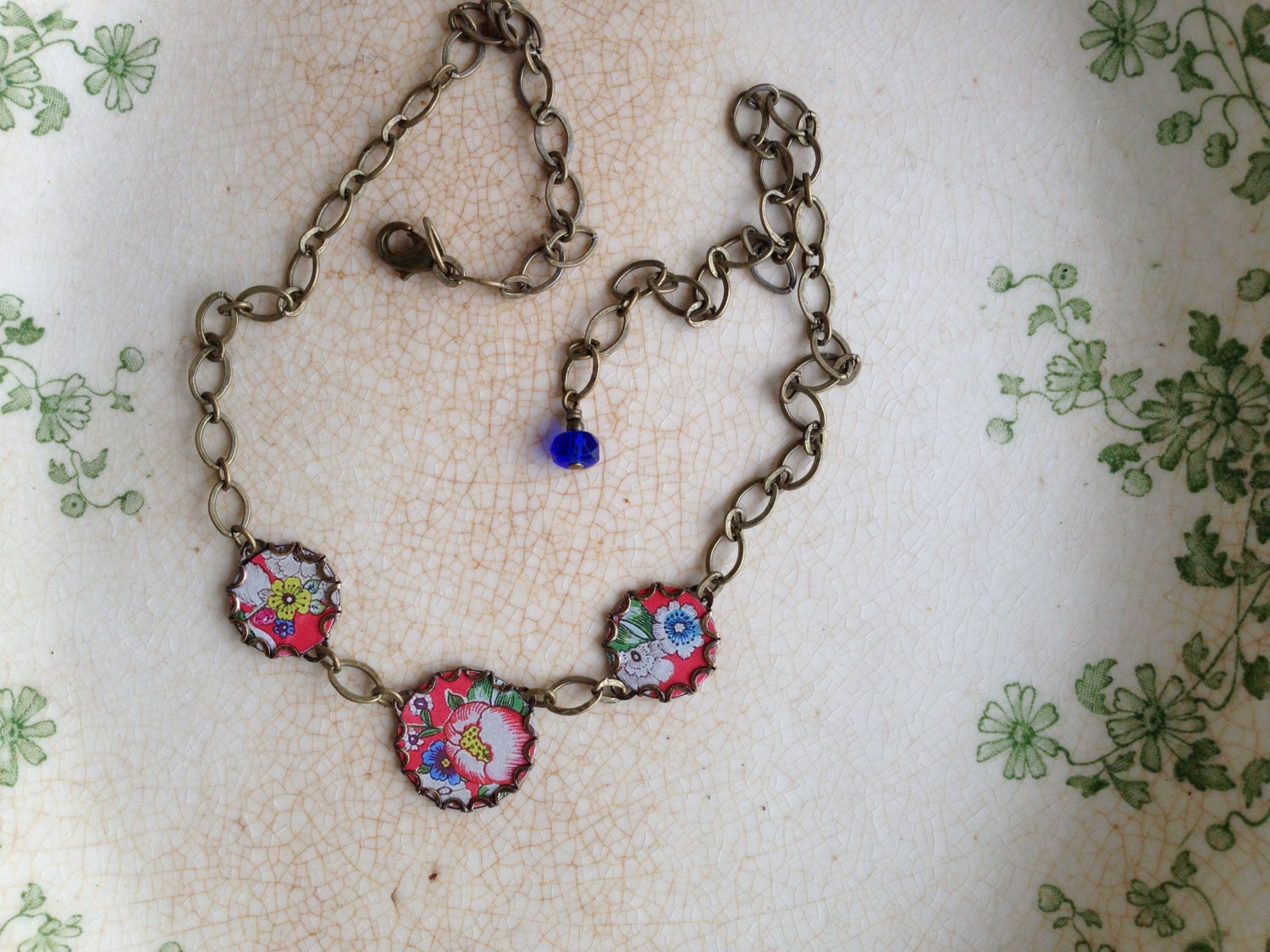 Paper Jewelry Necklace "Right on Red" Paper for the First Year Anniversary