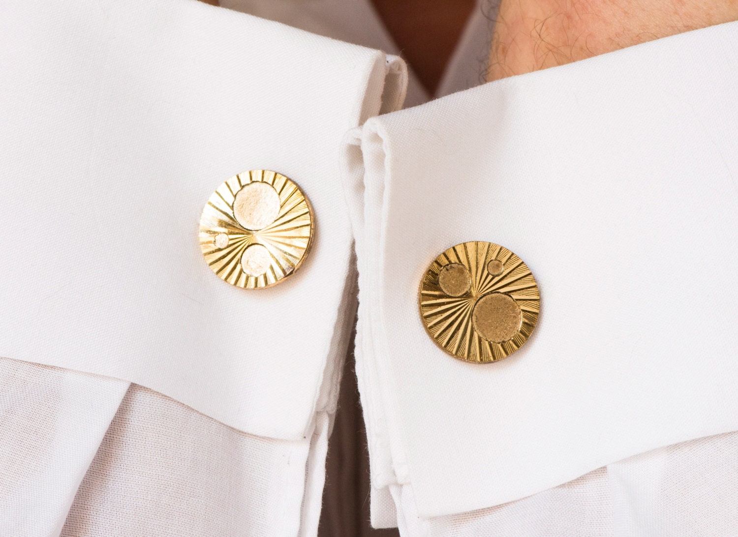 Vintage cufflinks gold tone cuff links Soviet round cufflinks 70s accessory sun ormament