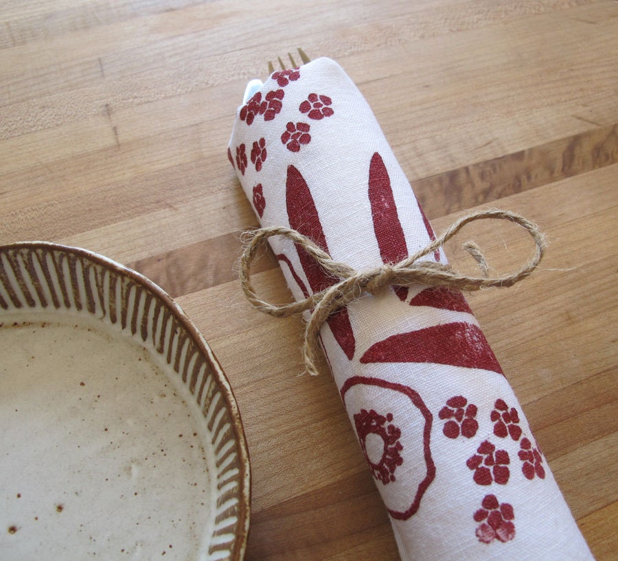 Set of Four Table Napkins in Red "Sprung" Print