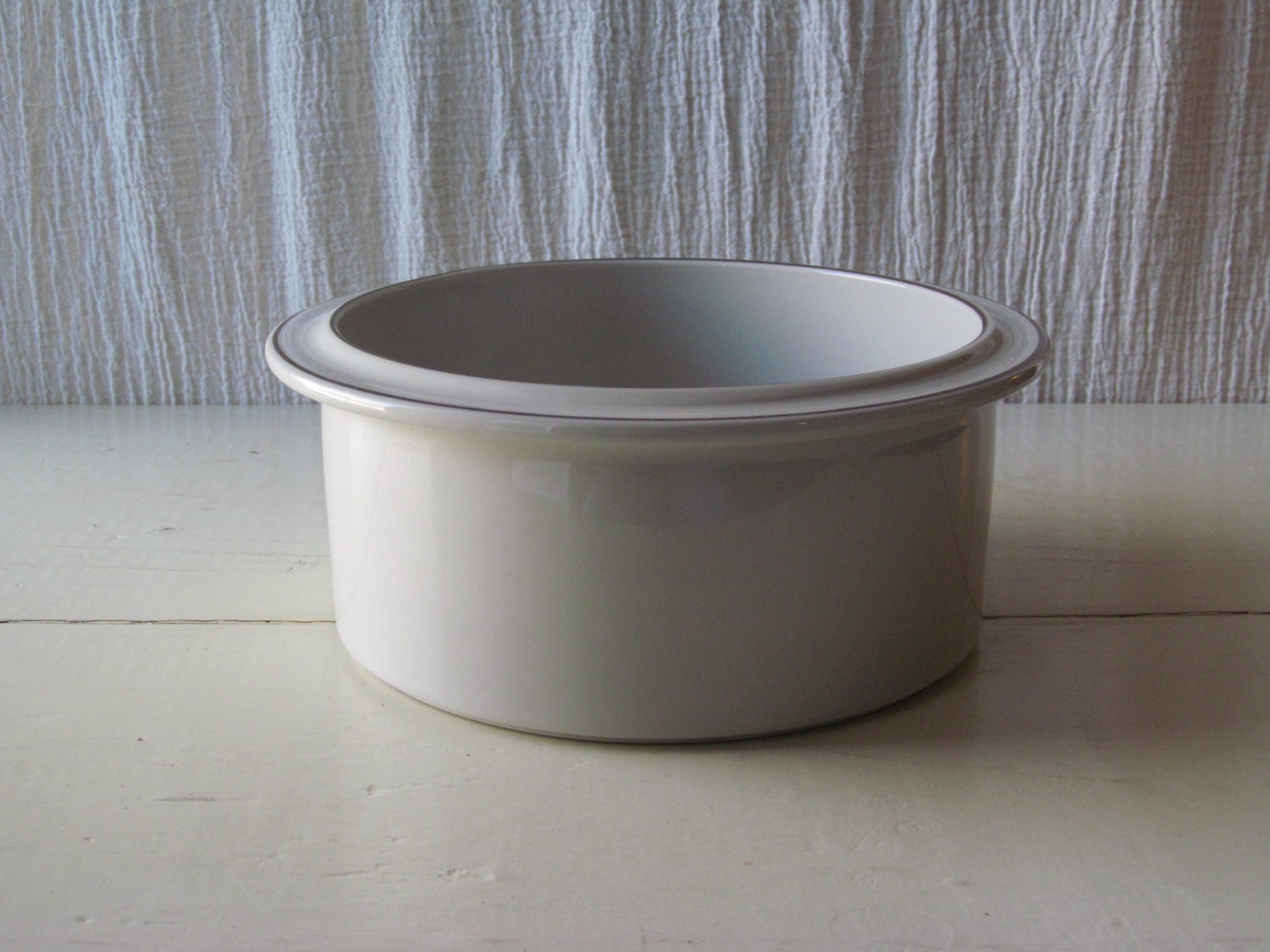 Arabia of Finland Fennica 9" Round Vegetable Bowl - Ulla Procopé - 1979