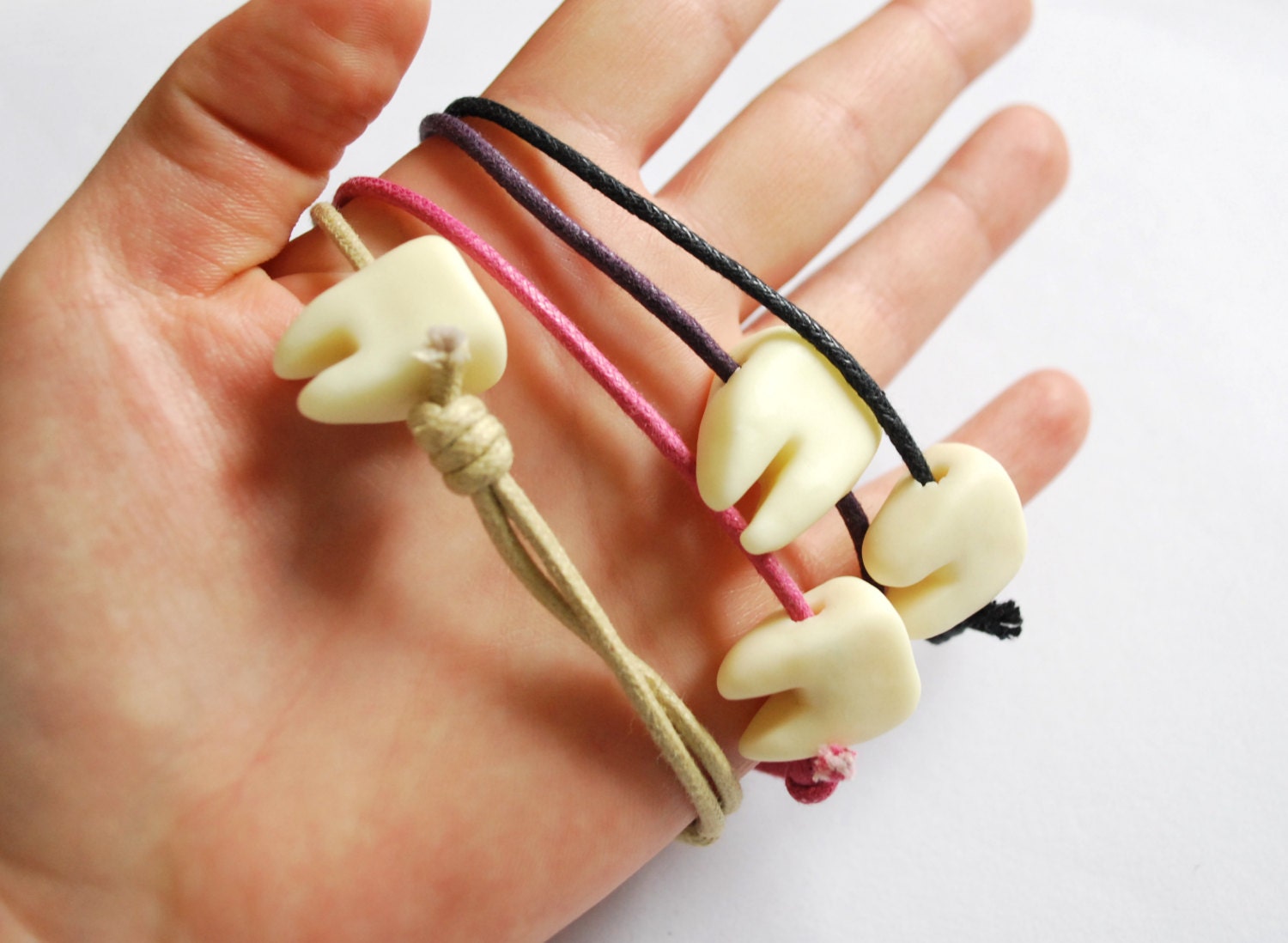 Tooth Bracelet - Glow in the Dark