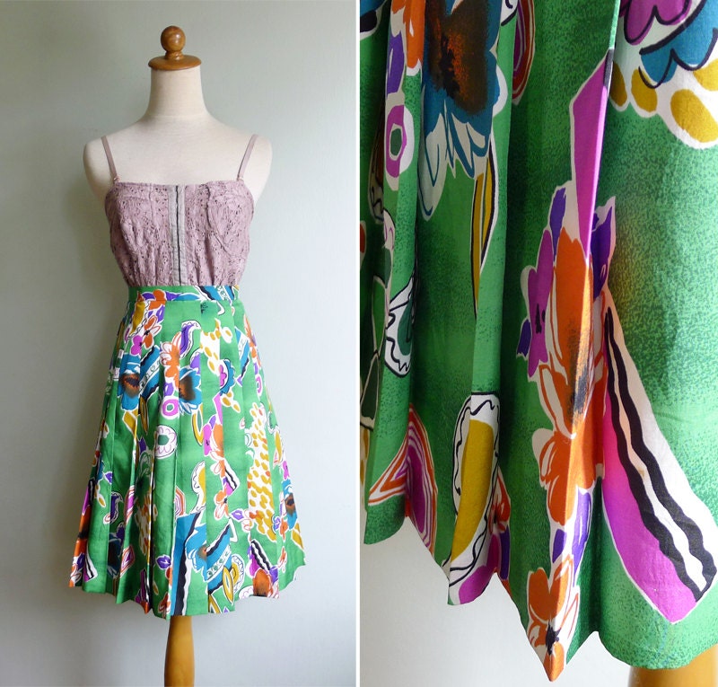 Vintage 80's Green Abstract Print Pleated Skirt XS or S