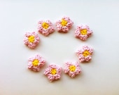 Crochet flower applique, small pink flowers