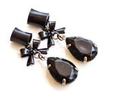 4g-5/8" Antique color with Black Resin Charm and Black Bow on Dangle Plugs Tunnels