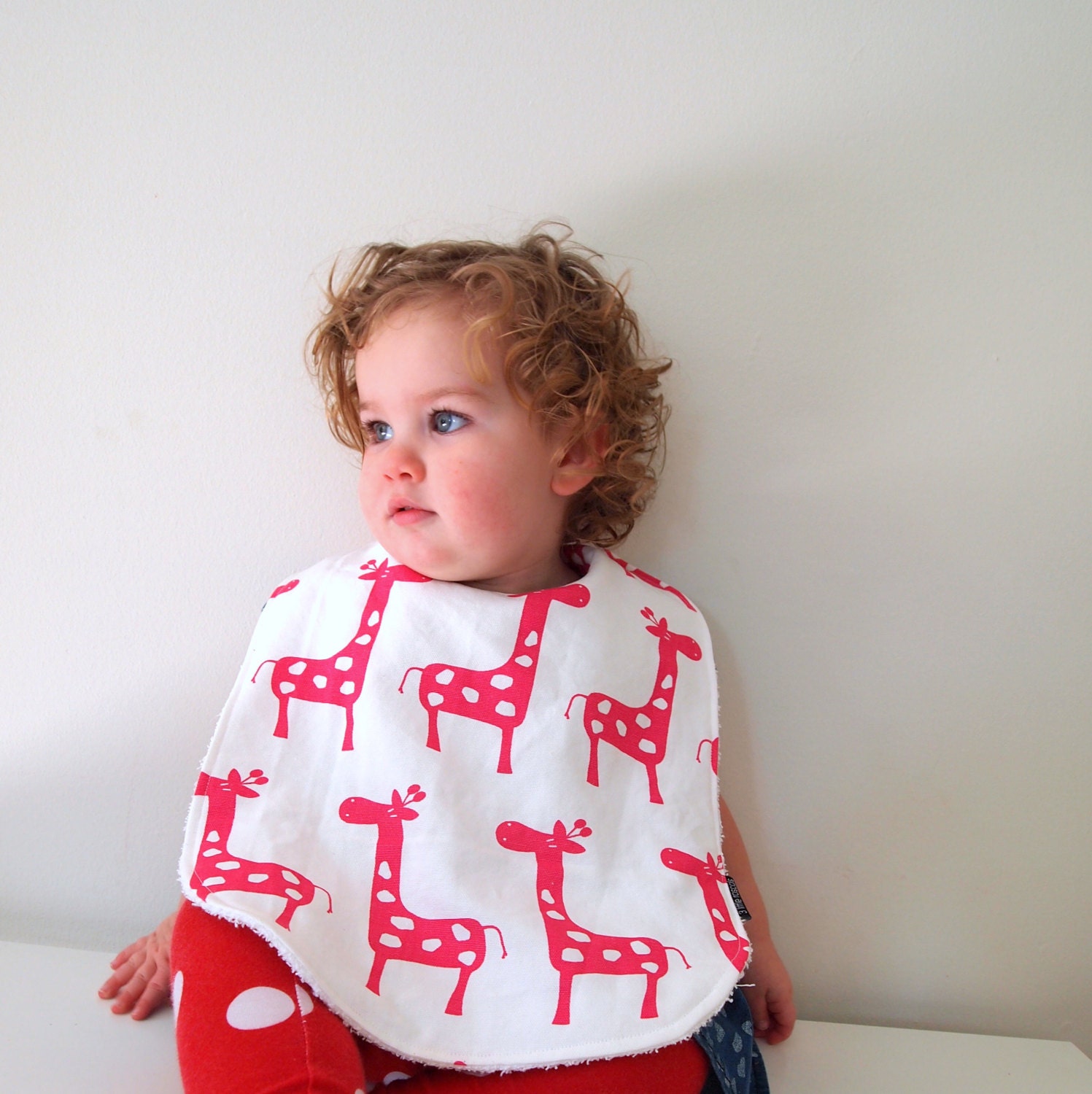 Toddler bib Giraffe pink white terry cloth