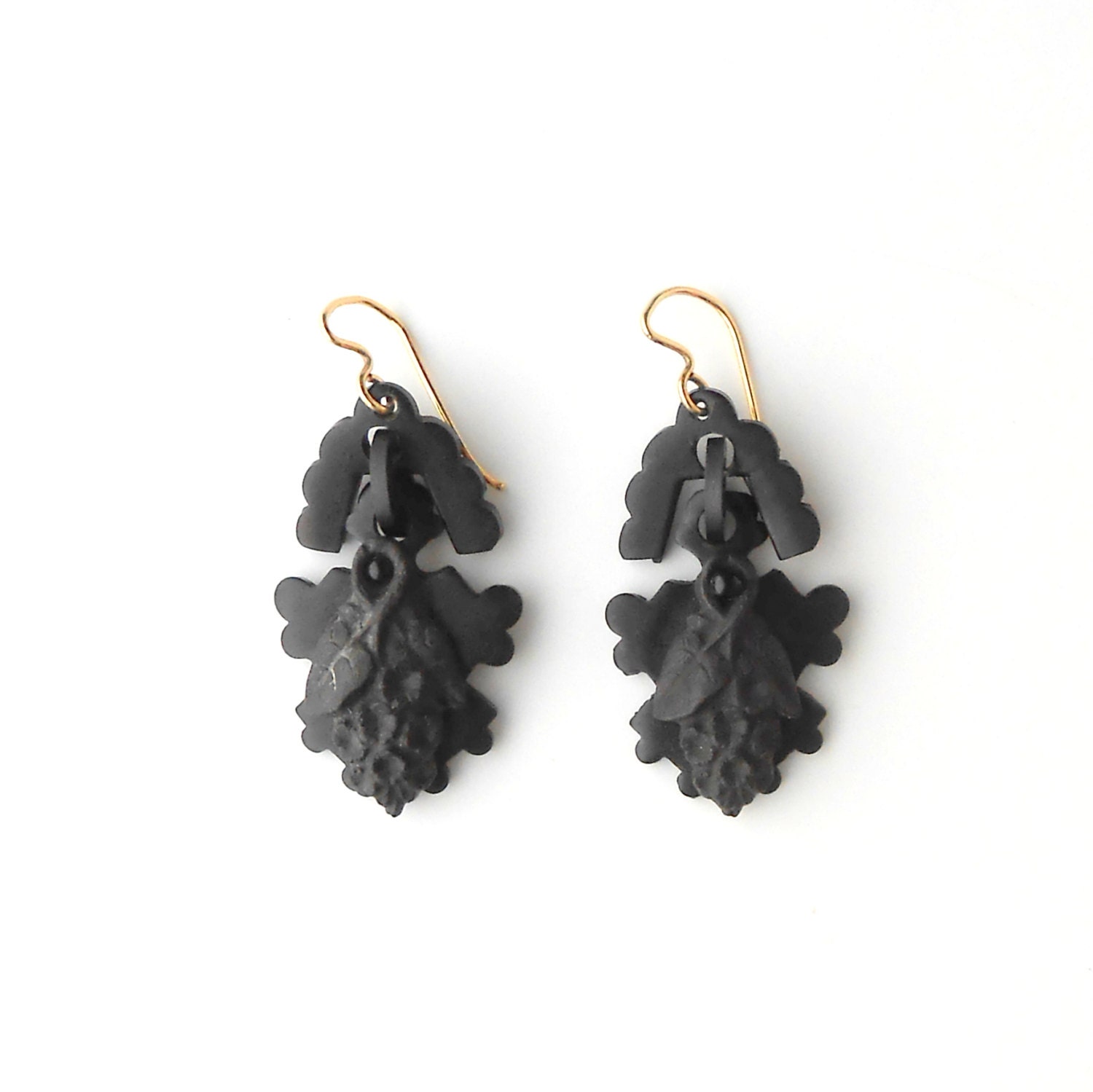 Antique Victorian Earrings. Mourning Jewelry. Gutta Percha Vulcanite & Whitby Jet. 14K Gold Wires.